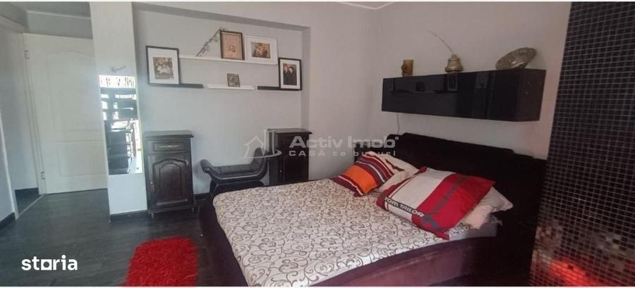 Casă cu 4 camere cu Teren 300 Mp în Central