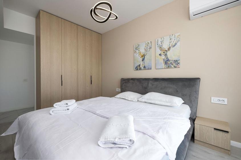 Apartament cu 3 camere, mobilat în Parcul Carol