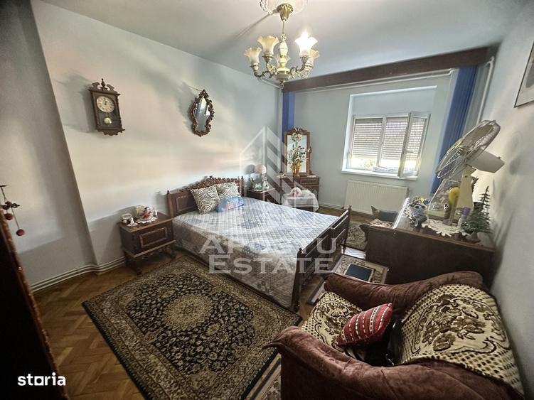 Apartament cu 3 camere în Spitalul Județean