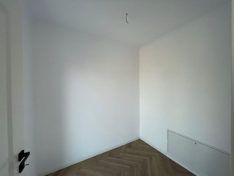 Duplex cu 4 camere cu Canalizare în Dumbrăvița