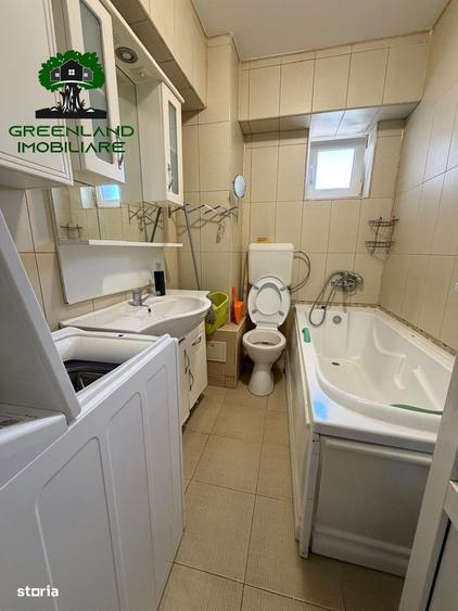 Apartament cu 2 camere decomandat în Gară