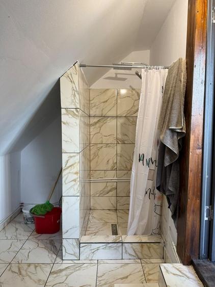 Casă cu 2 camere cu Teren 1000 Mp în Mărișel