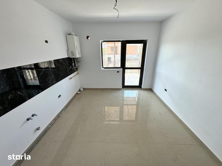 Casă cu 4 camere cu Teren 300 Mp în Valea Lupului