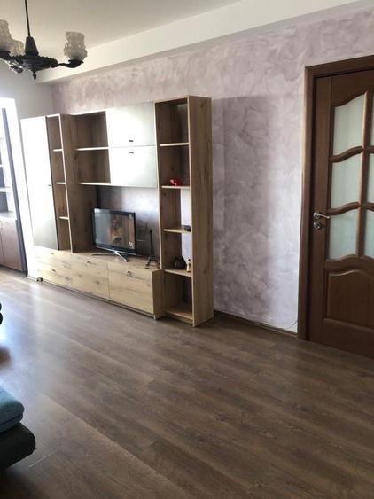 Apartament cu 2 camere semidecomandat în Valea Ialomiței