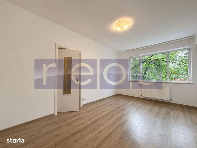 Apartament cu 3 camere semidecomandat în Crângași