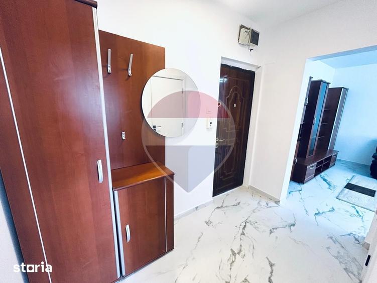 Apartament cu 3 camere decomandat în Grivița