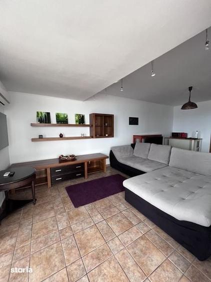 Inchiriez apartament 3 camere Faleza Nord vedere la Mare - 1
