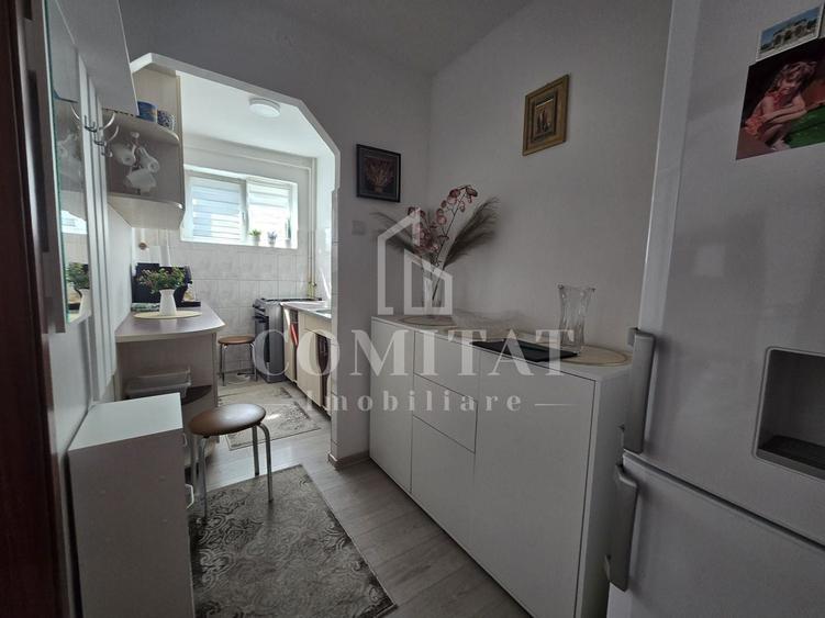 Apartament cu 2 camere semidecomandat, mobilat în Mănăștur