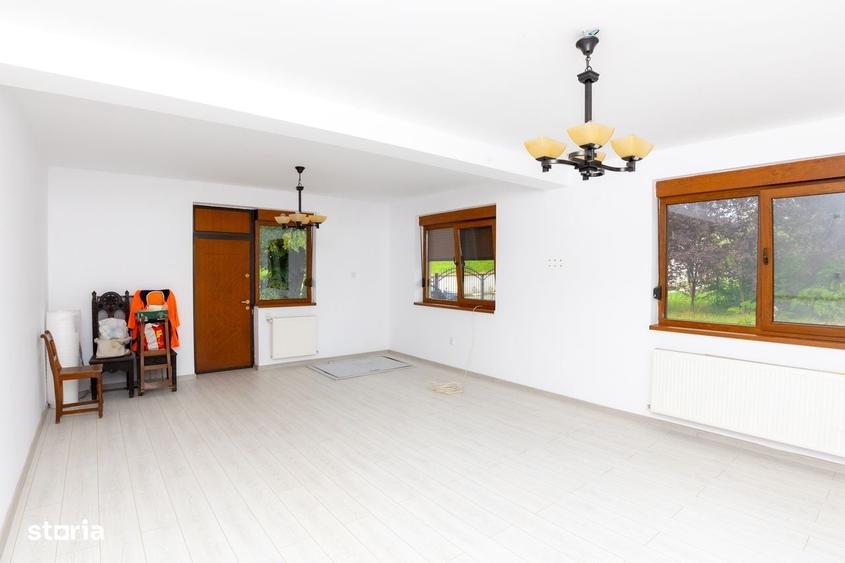 Casă cu 4 camere în Bezdead
