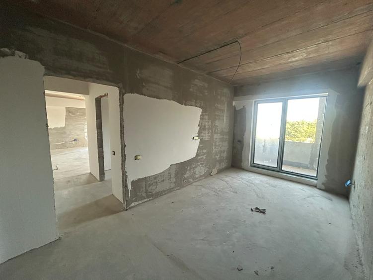 Apartament cu 2 camere în Splaiul Unirii