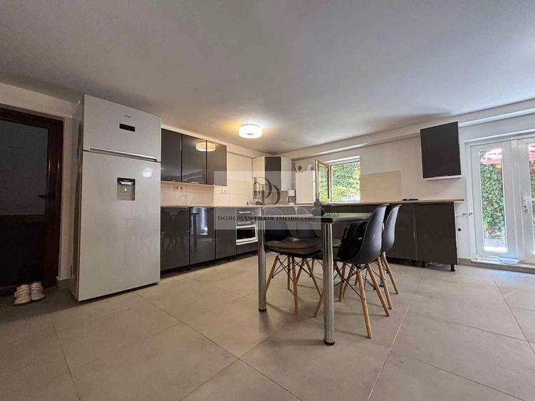Apartament cu 3 camere semidecomandat, mobilat în Mănăștur