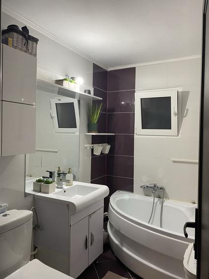 Apartament cu 2 camere decomandat în Trivale