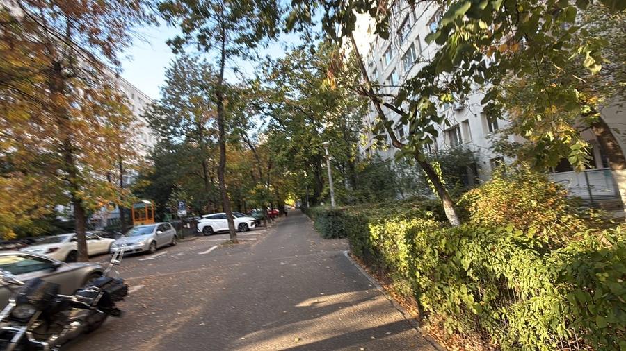 Apartament cu 4 camere decomandat, mobilat în Dristor