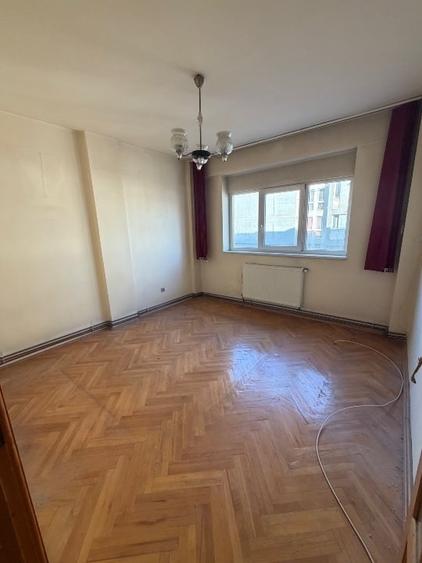 APARTAMENT DE VÂNZARE - 6
