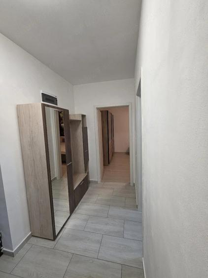 Apartament cu 2 camere decomandat în Dobroești