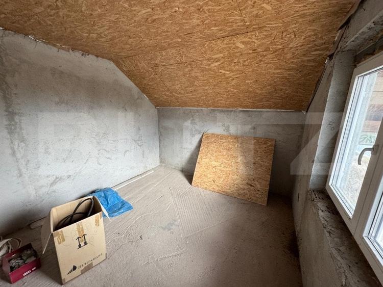 Casă individuală cu 9 camere cu Teren 1005 Mp în Ampoi 3