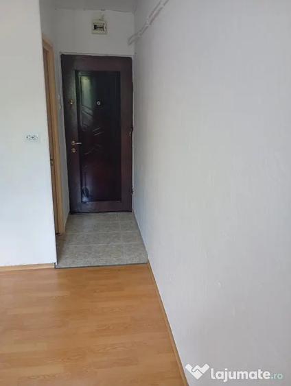 Garsonieră semidecomandată în Central
