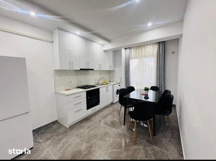 Apartament cu 2 camere semidecomandat în Central