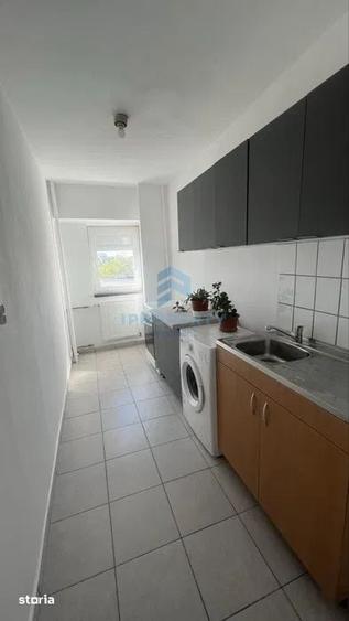 Garsonieră decomandată în Vitan