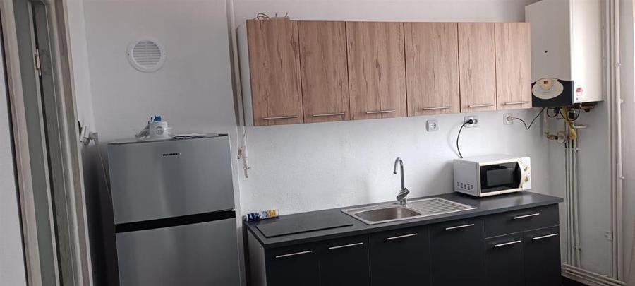 Apartament cu 2 camere decomandat în Bălcescu
