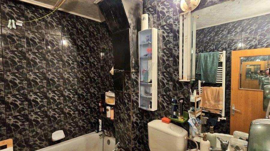 Apartament cu 4 camere semidecomandat în Crângași