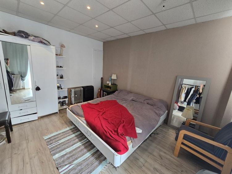 Apartament cu 2 camere semidecomandat, mobilat în Universitate