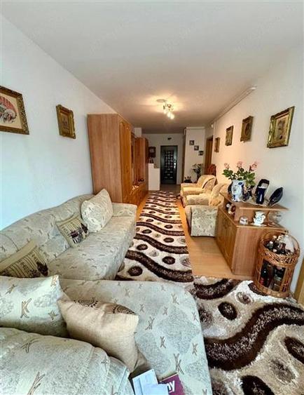 Apartament cu 2 camere semidecomandat, mobilat în UTA