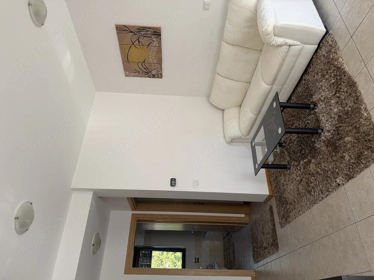 Apartament cu 3 camere decomandat în Dumbrăvița