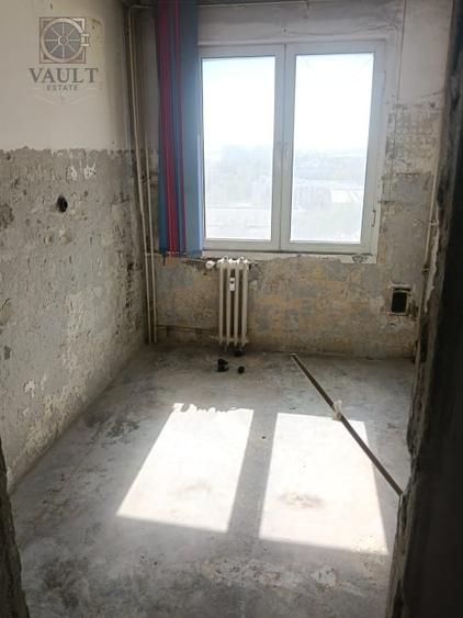 Apartament cu 2 camere semidecomandat în 1 Decembrie 1918