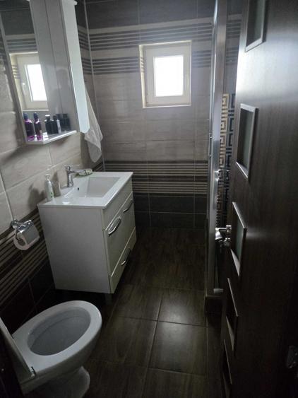 Apartament cu 3 camere decomandat în Ghermănești