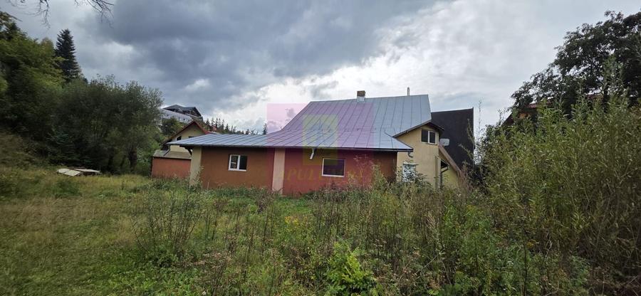 Casă individuală cu 4 camere cu Canalizare în Zamora