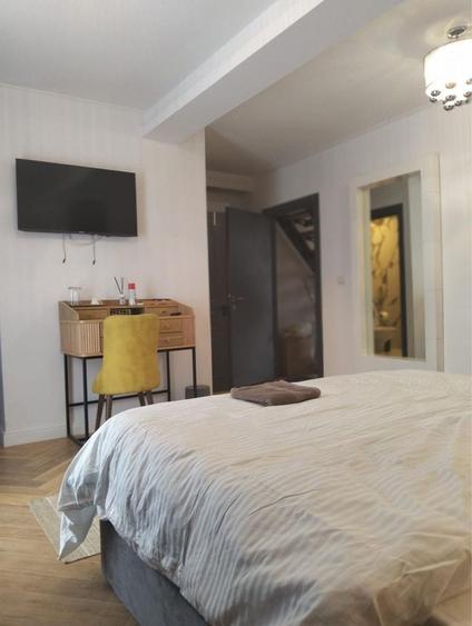 Casă cu 4 camere în 9 Mai