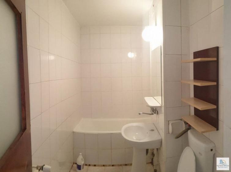 Apartament cu 2 camere decomandat în Crângași