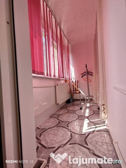 Apartament cu 2 camere decomandat în Rahova