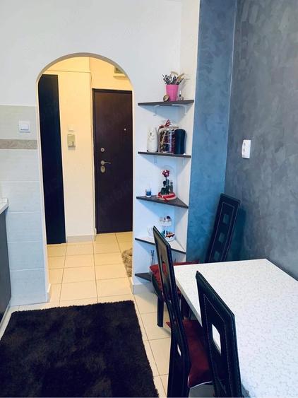 Apartament cu 2 camere decomandat în Rogerius