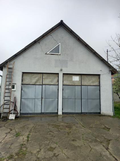 Casă cu 4 camere în Dacia