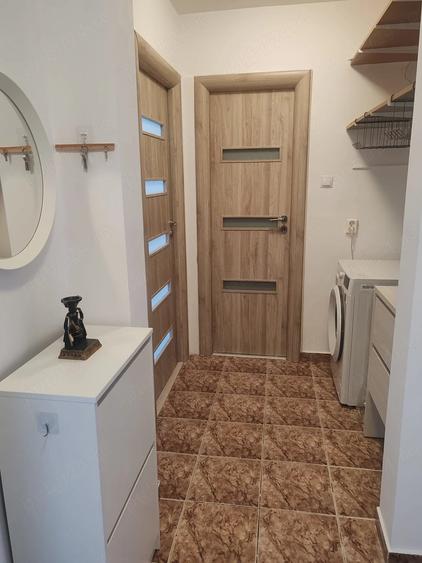 Apartament cu 2 camere semidecomandat în Astra