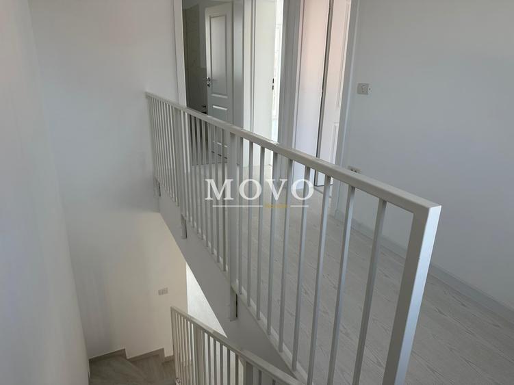 Duplex cu 4 camere cu Canalizare în Moșnița Nouă