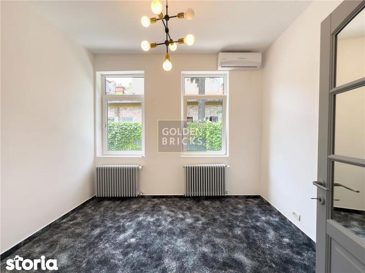 Casă cu 5 camere cu Teren 350 Mp în Unirii