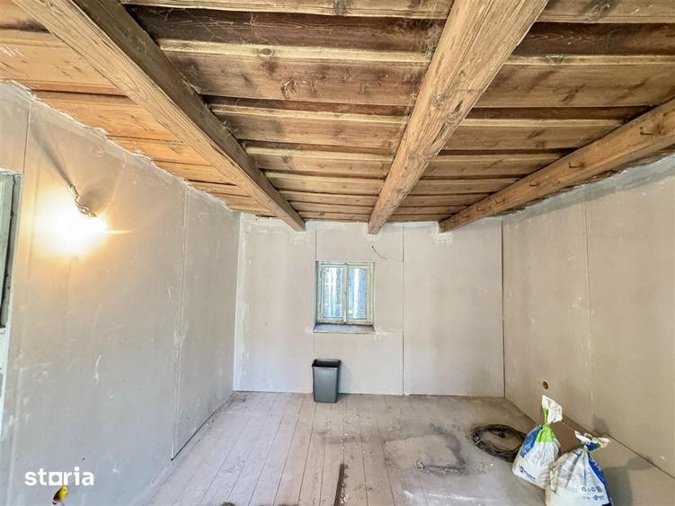 Casă cu 2 camere cu Teren 1278 Mp în Ludoș