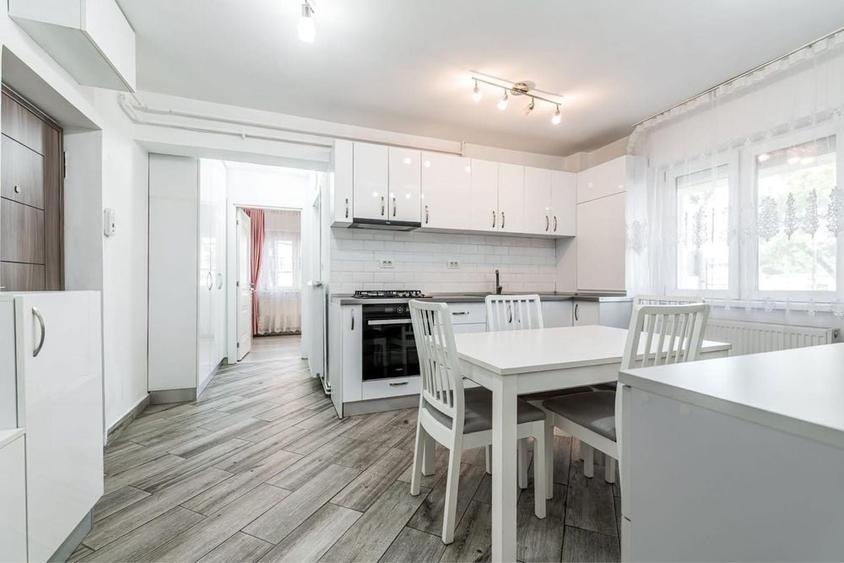 Apartament cu 2 camere decomandat în Ultracentral
