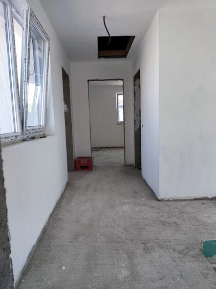 Casă individuală cu 5 camere cu Teren 354 Mp în Bâcu