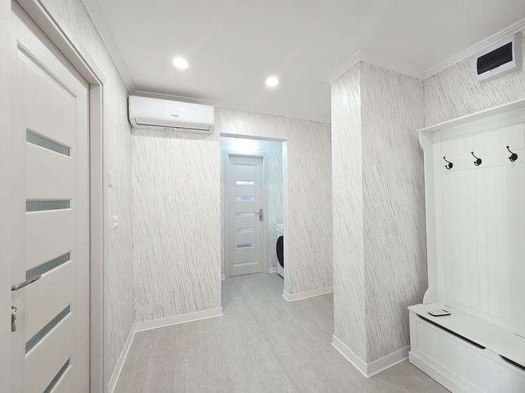 Apartament renovat mobilat la cheie totul nou Tiglina 3 - 4