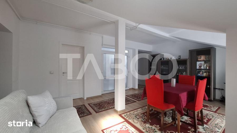 Apartament de vanzare 3 camere decomandat 68 mp zona Turnisor Sibiu - 13