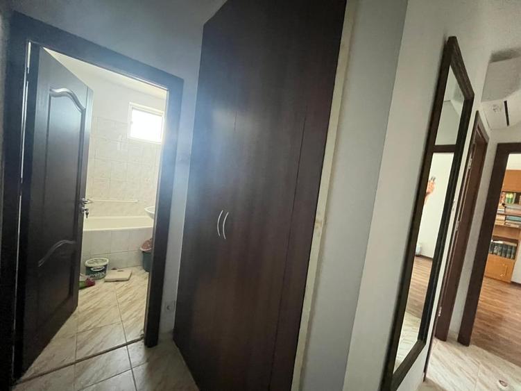 Apartament cu 2 camere decomandat în Alexandru Obregia