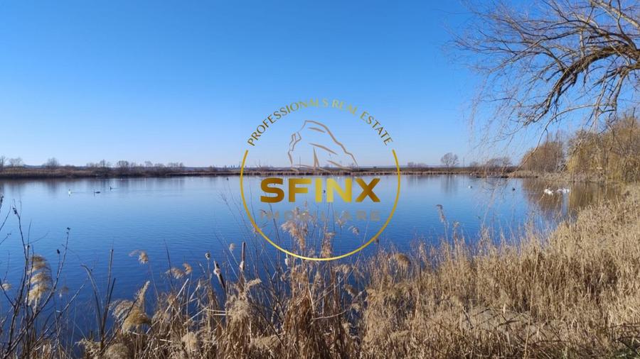 Teren agricol intravilan de 126000 mp, în Călinești