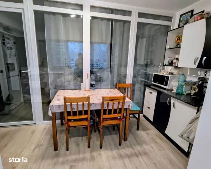 Apartament cu 3 camere decomandat, mobilat în Astra