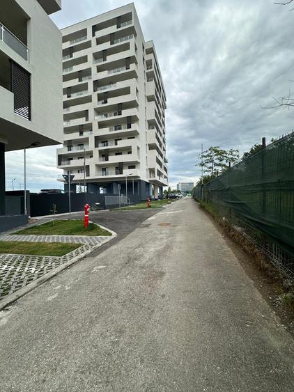 Apartament cu 5 camere decomandat în Fundeni