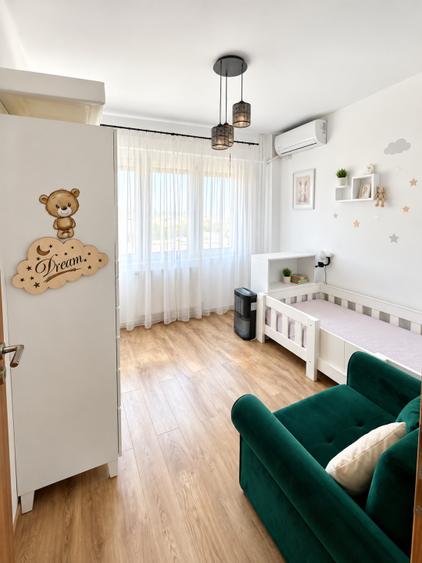 Apartament cu 4 camere decomandat, mobilat în Circumvalațiunii