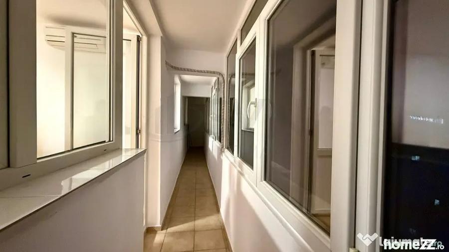 Apartament cu 3 camere decomandat în Doamna Ghica